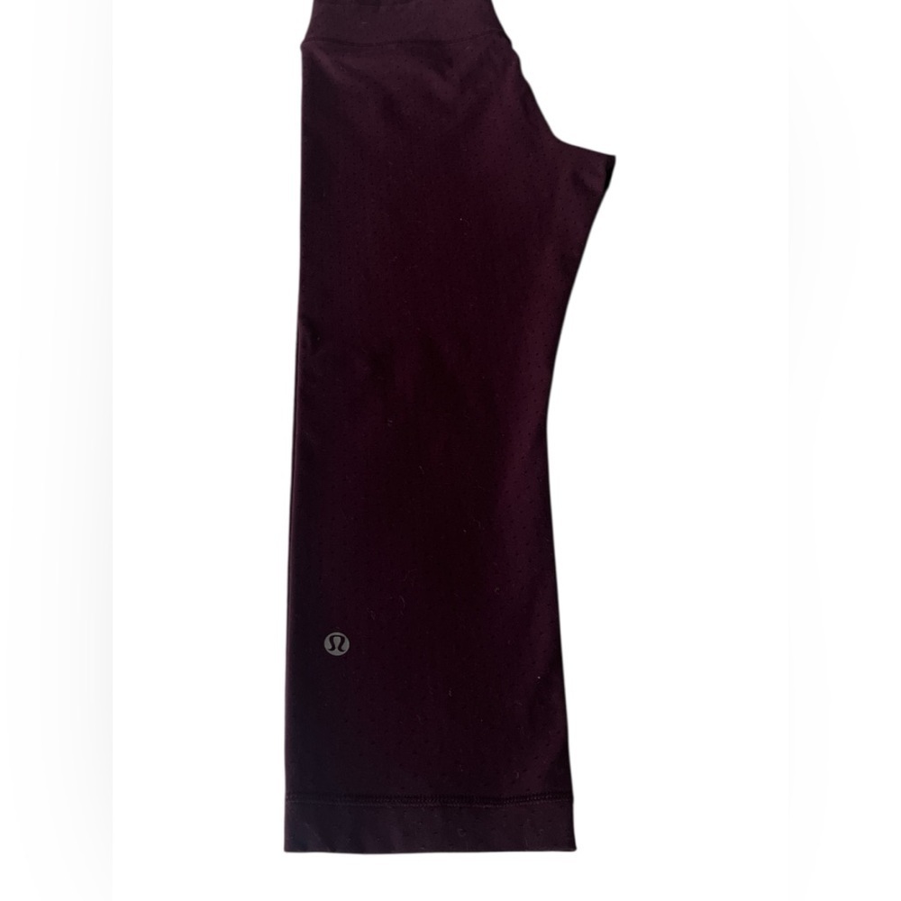 Lululemon Burgundy Capri Length Sz/6 - Picture 2 of 6